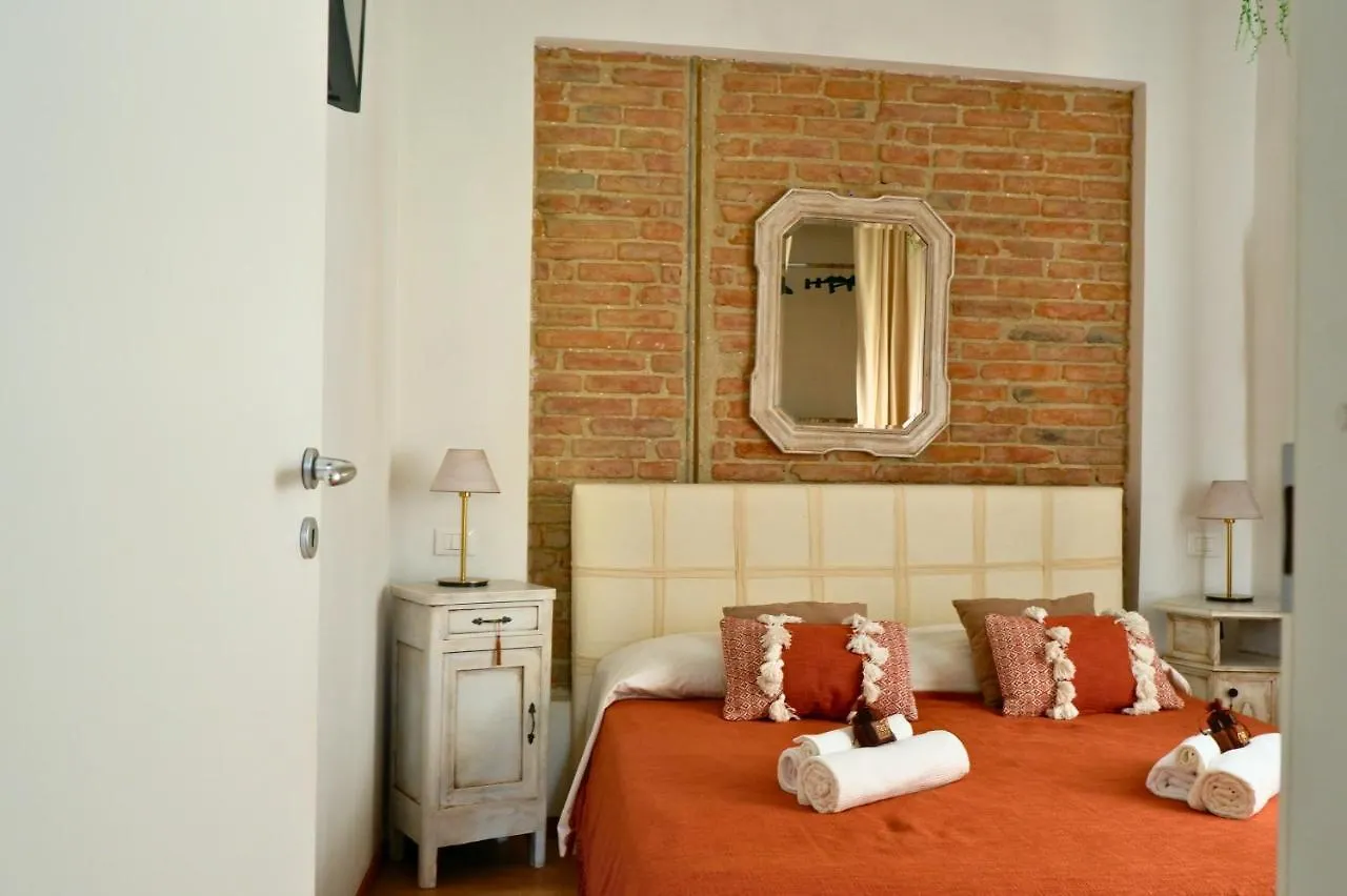 Free Parking & A/C Sant'Orsola Cozy Home Bologna 0*,  Italia